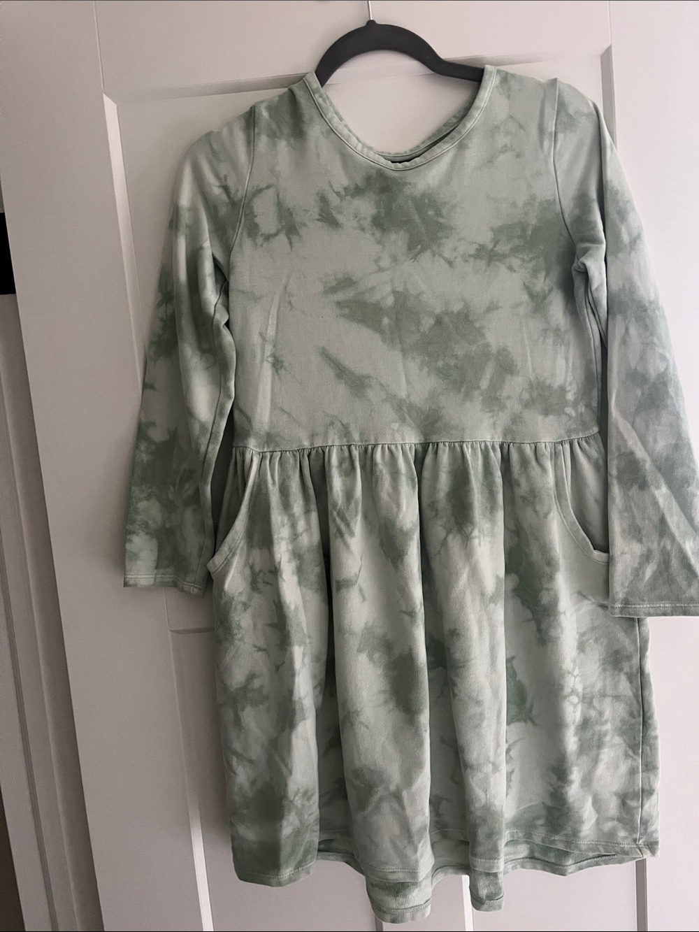 Cat & Jack Sage Green Tie-Dye Long Sleeve Dress